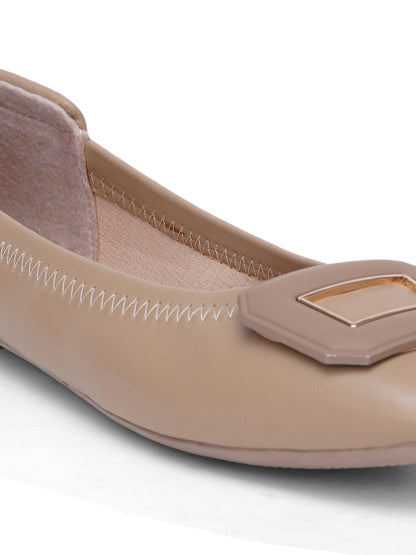 Sherrif Geometric Buckle Ballet Flats